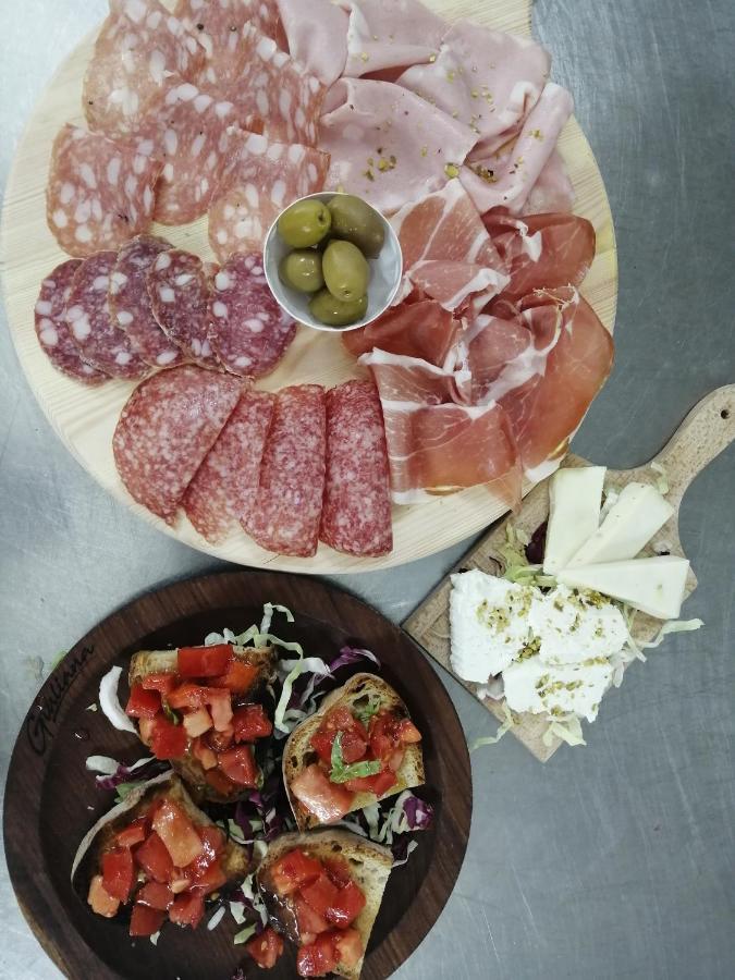 Albergo Ristorante Giuliana Guarcino Luaran gambar